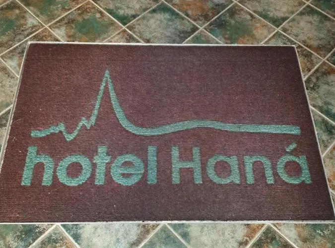 Wellness Hana Готель